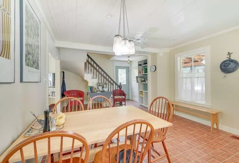 Georgetown Vacation Rental: Gas Grill & Near Beach