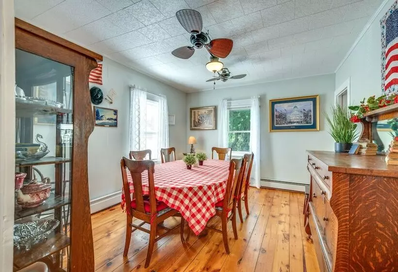 Hop Bottom Home W/ Private Yard & Fire Pit!