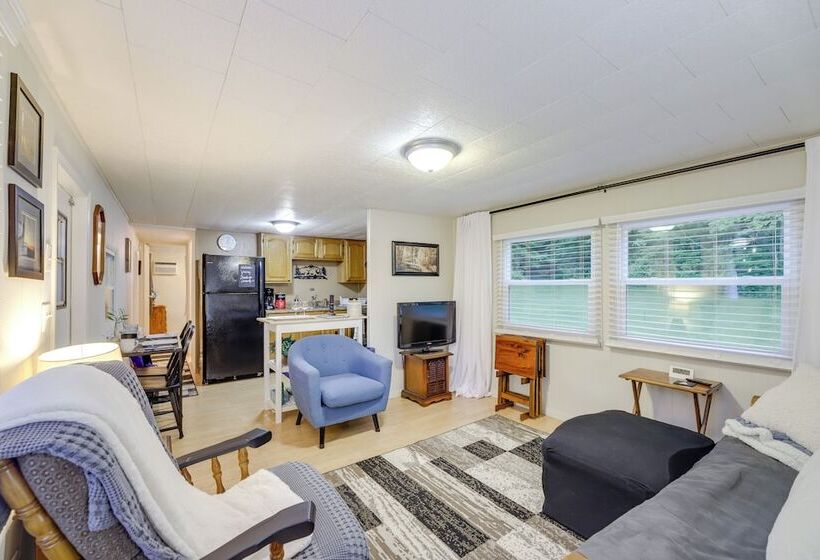 Fire Pit & Fall Foliage Views: Kentucky Mtn Home!