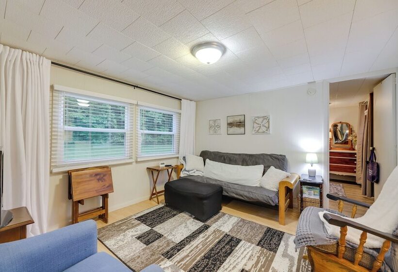 Fire Pit & Fall Foliage Views: Kentucky Mtn Home!