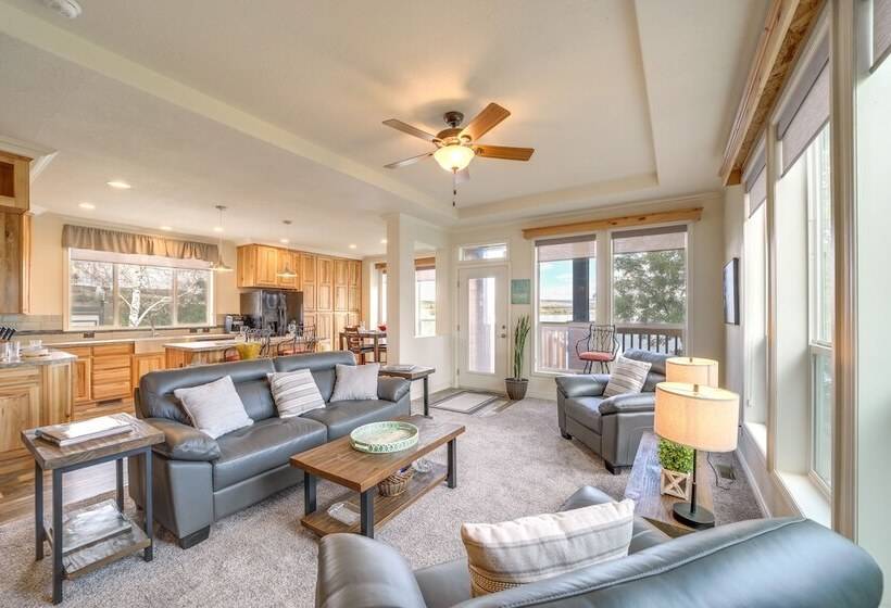 Lakefront Brewster Home W/ Yard Games & Hot Tub!