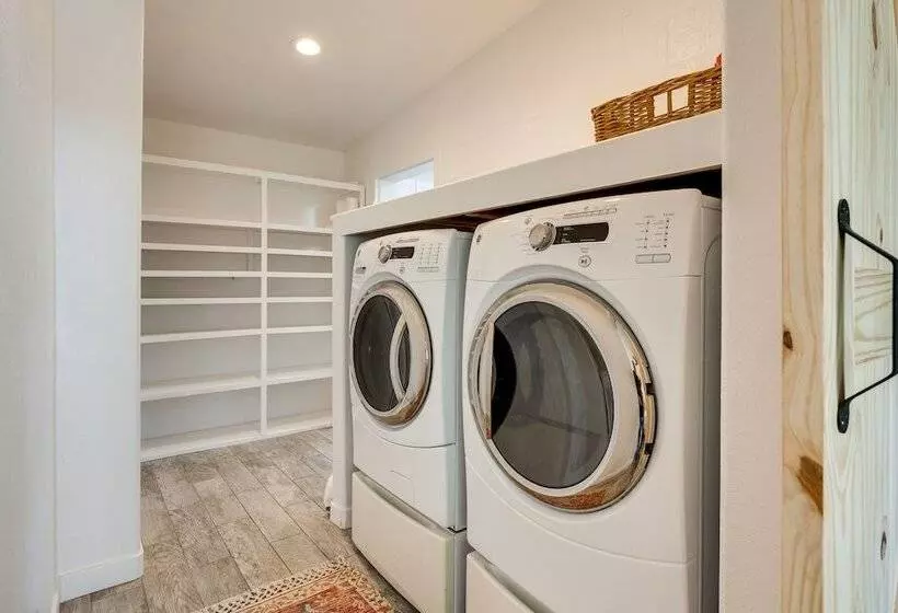 Modern Meadow Vista Vacation Home W/ Spacious Deck