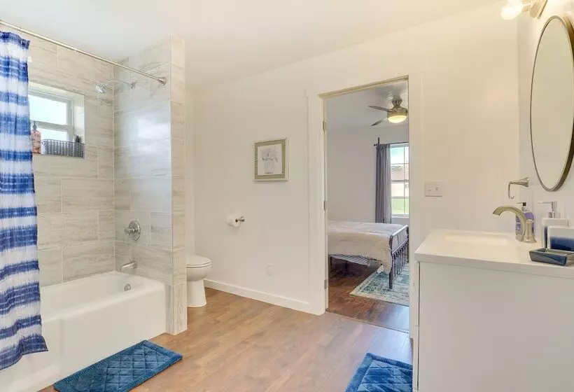 Rural Mountain View Home Near Hiking + Off Roading