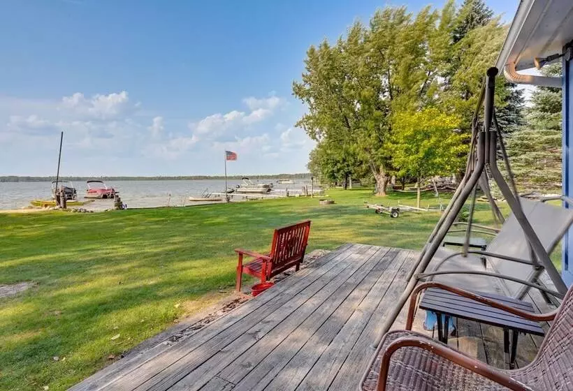 Saint Helen Lake House W/ Private Beach & Fire Pit