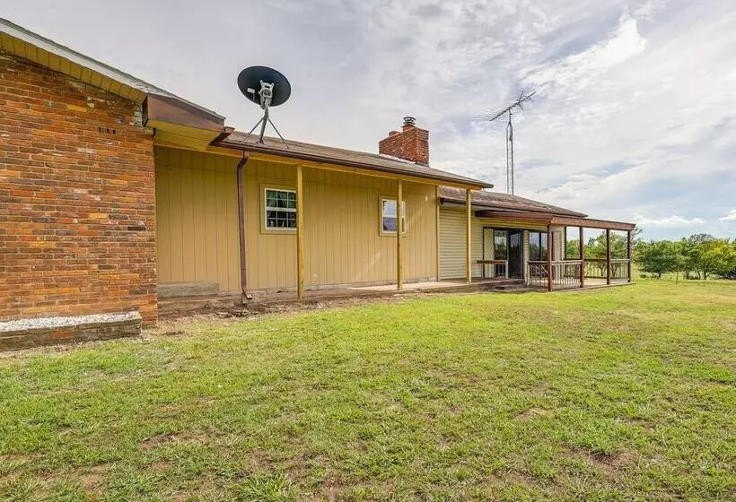 Southwest City Home W/ Fire Pit: 9 Mi To Grove!