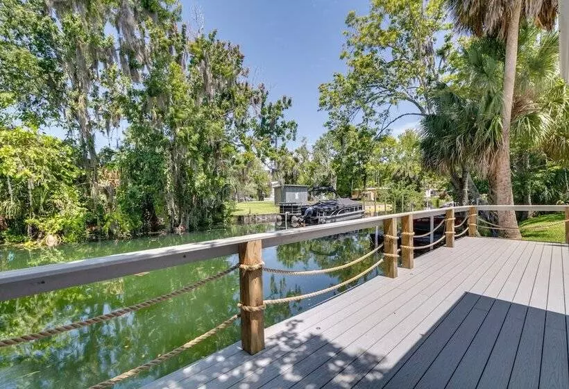 Waterfront Florida Abode W/ Deck, Grill & Fire Pit