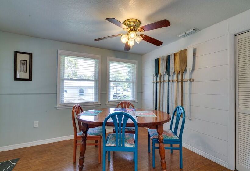 Waterfront Florida Abode W/ Deck, Grill & Fire Pit