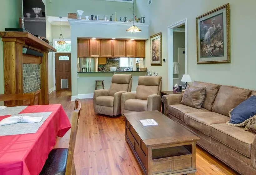 Waterfront Loranger Cottage W/ Private Hot Tub!