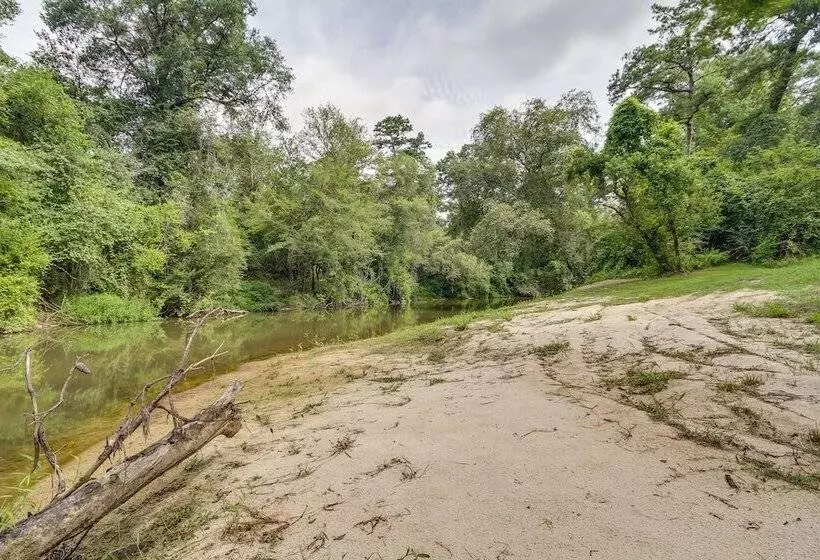 Waterfront Loranger Cottage W/ Private Hot Tub!