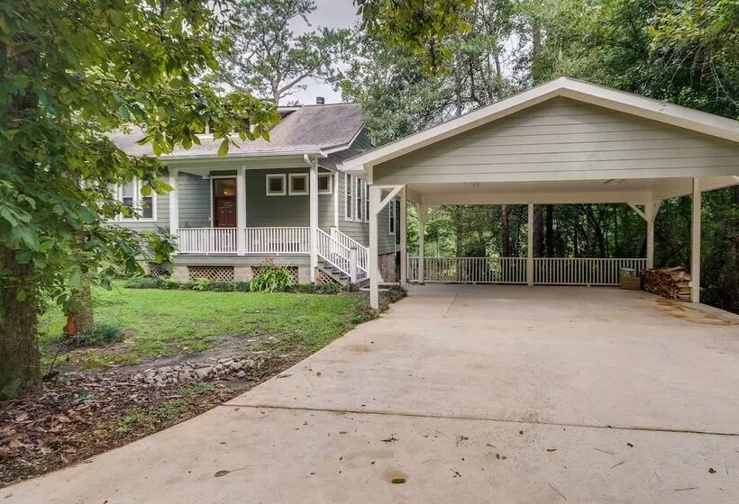 Waterfront Loranger Cottage W/ Private Hot Tub!