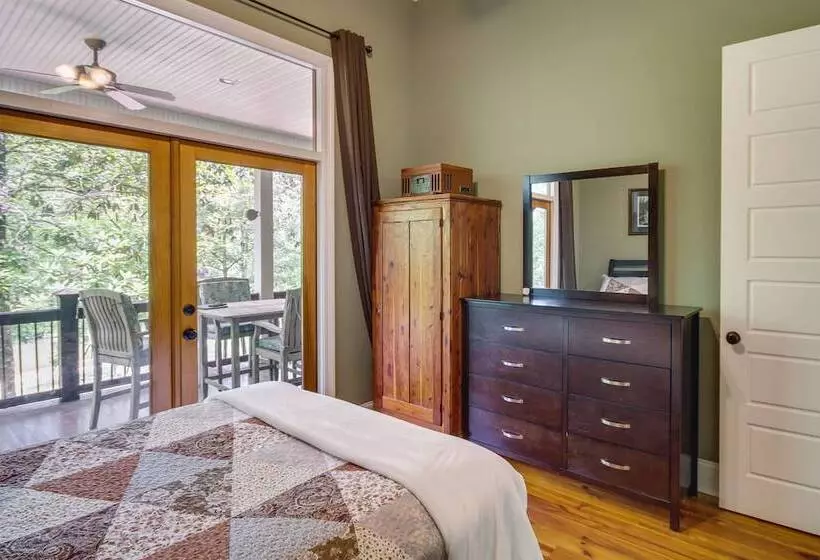 Waterfront Loranger Cottage W/ Private Hot Tub!