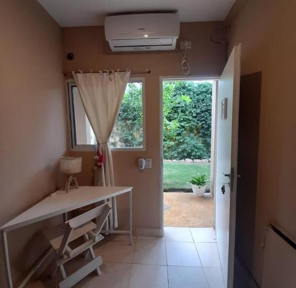 旅馆 La Morada Hostal