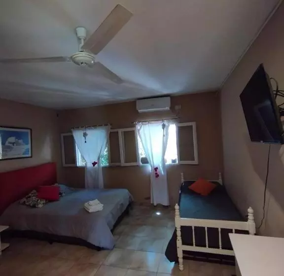 Hostel La Morada Hostal