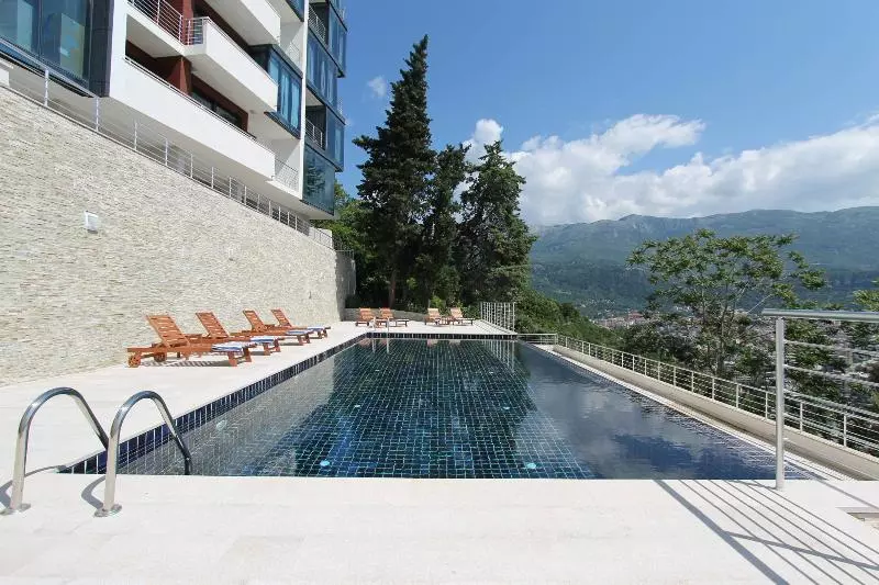 Apartments Aqua