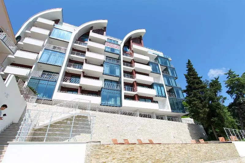Apartments Aqua
