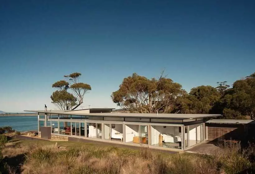 Avalon Coastal Retreat