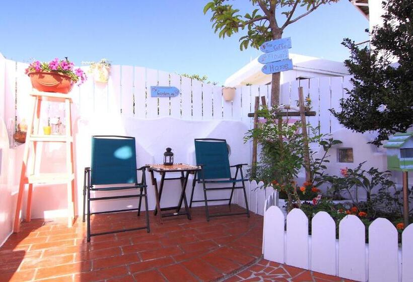 تختخواب و صبحانه 墾丁茉莉民宿