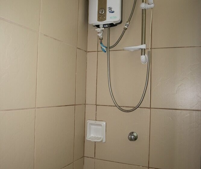 Bed and Breakfast Ronamar Apartelle