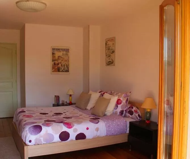 Aamiaismajoitus (B&B) Chez Catharina