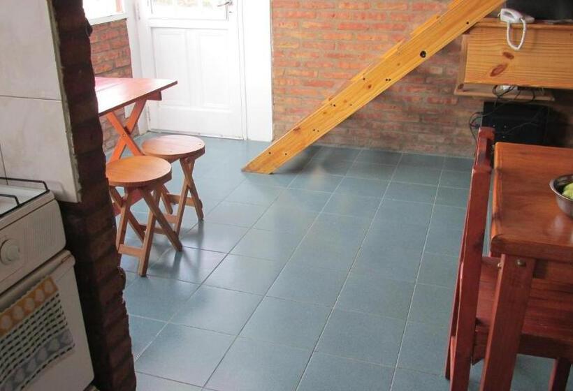 Hostel Aves Del Lago