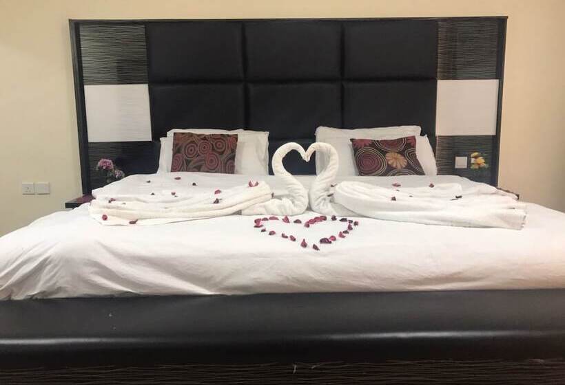 هتل Ahla Tlah Seaview