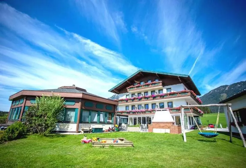 ホテル Berghof Mitterberg