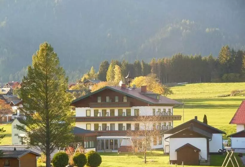ホテル Berghof Mitterberg
