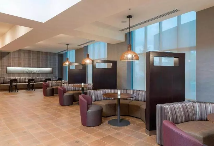 ホテル Courtyard By Marriott Mt. Pleasant At Central Michigan University