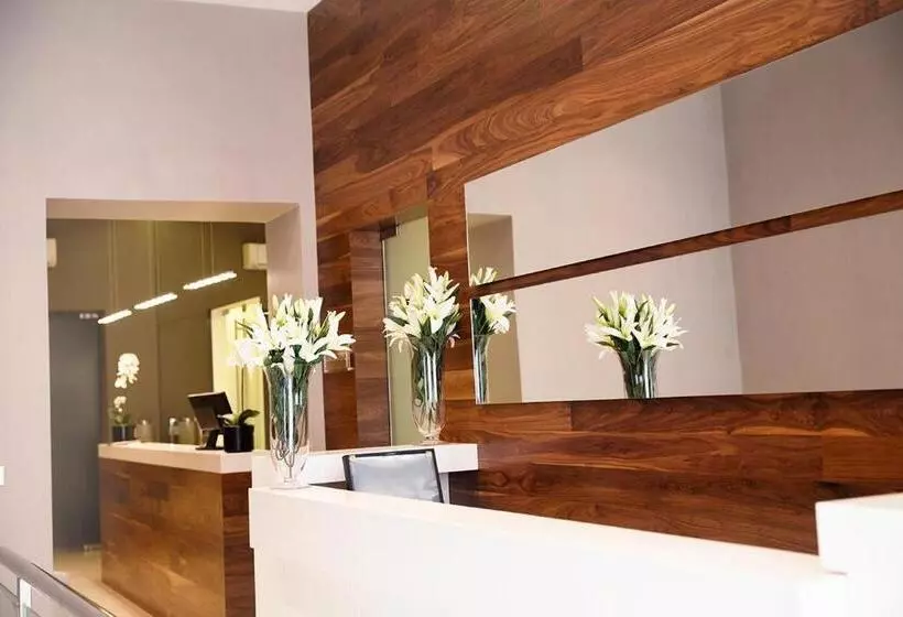 هتل Faias Residence
