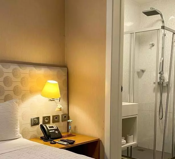 هتل Faias Residence