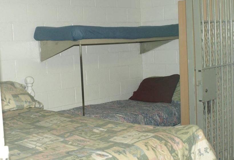 בית מלון כפרי Jailhouse B&b