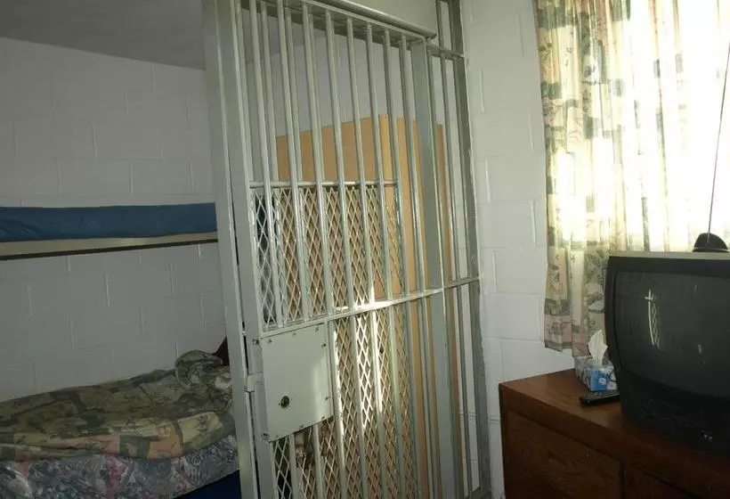 ホテル Jailhouse B&b