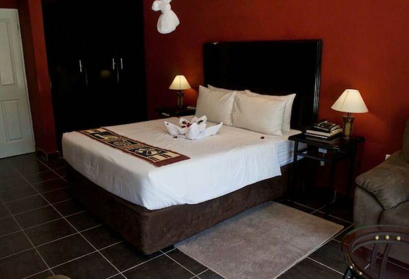 هتل Kamanga Safari