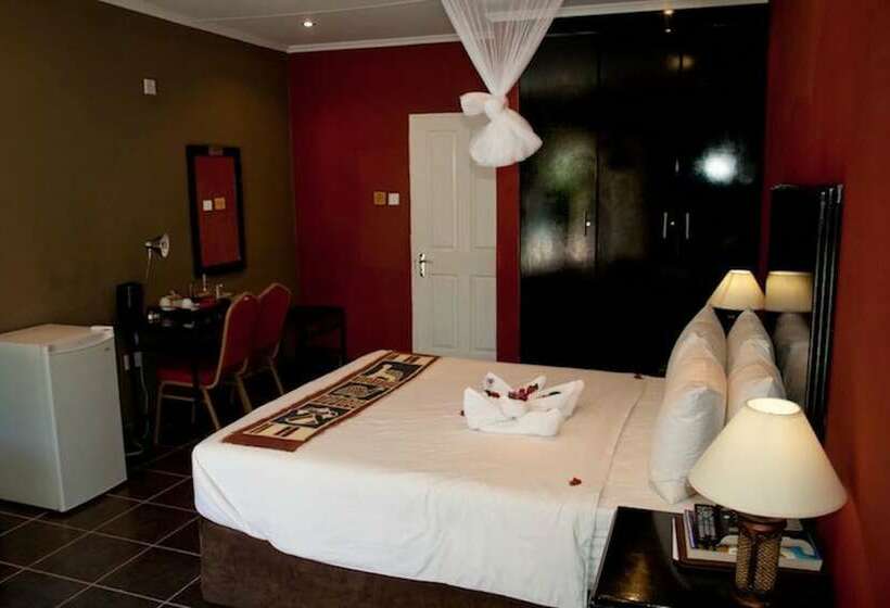 هتل Kamanga Safari