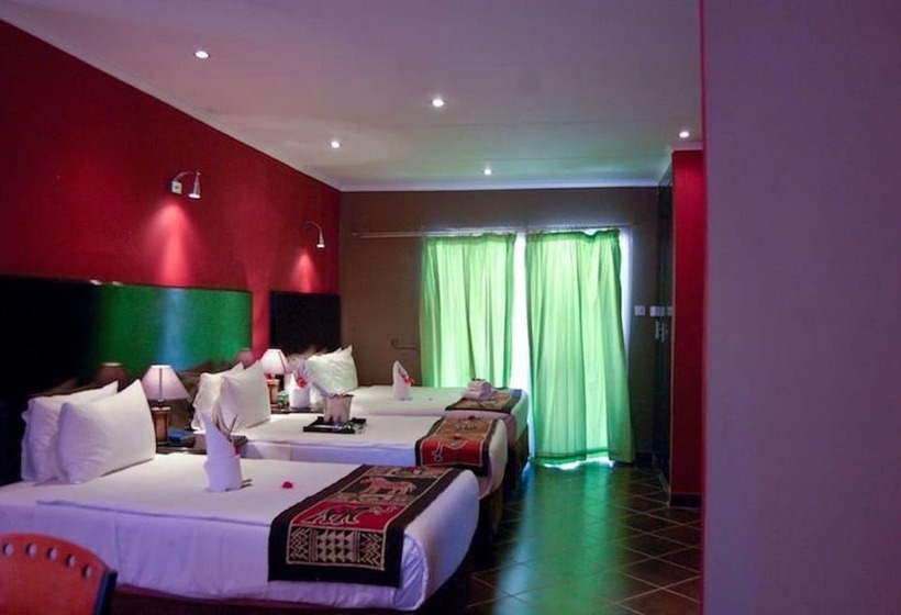 هتل Kamanga Safari