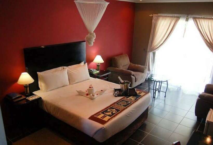 هتل Kamanga Safari