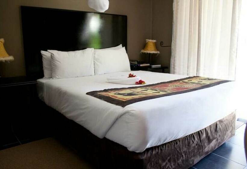 هتل Kamanga Safari