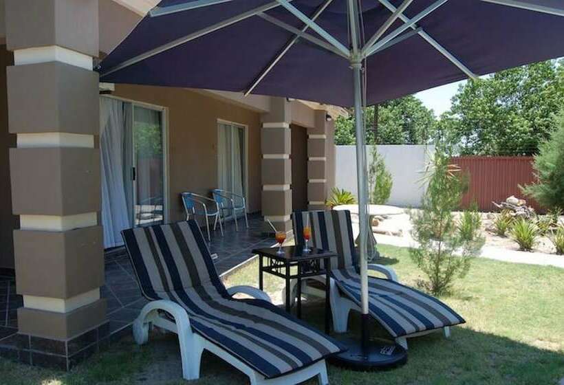 هتل Kamanga Safari