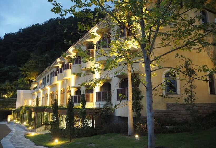 هتل La Vista Fuji Kawaguchiko