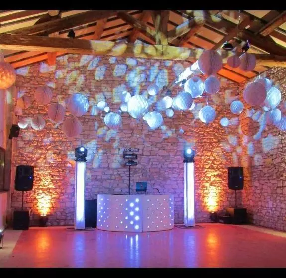 Hotel Mas Des Comtes De Provence