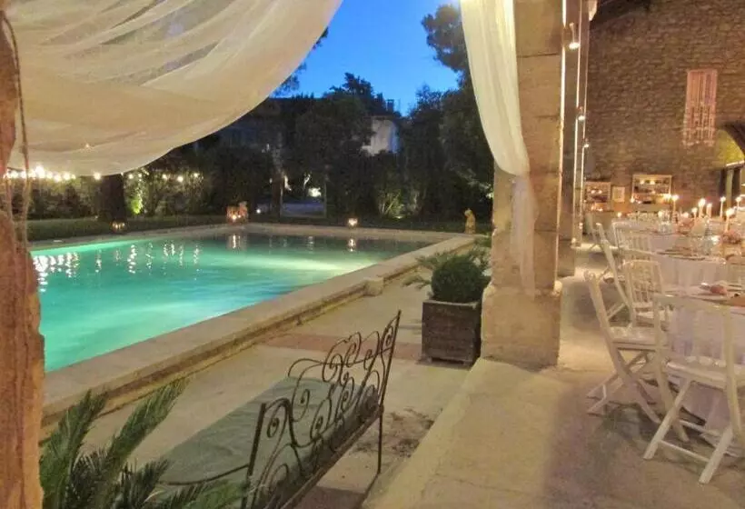 Hotel Mas Des Comtes De Provence