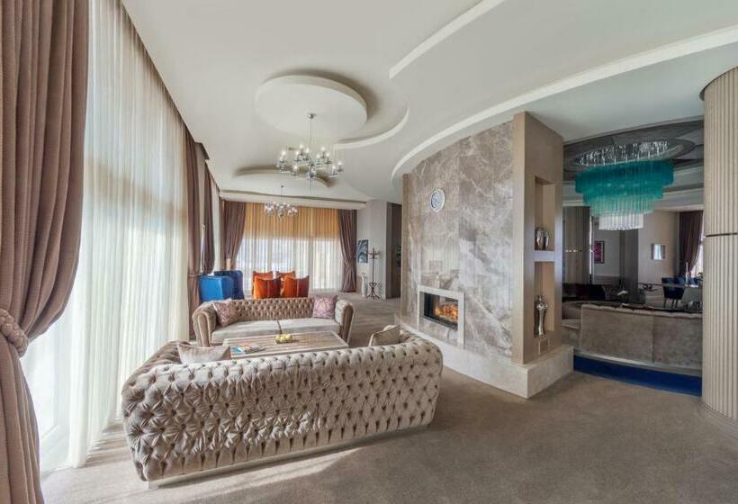 هتل Qafqaz Tufandag Mountain Resort