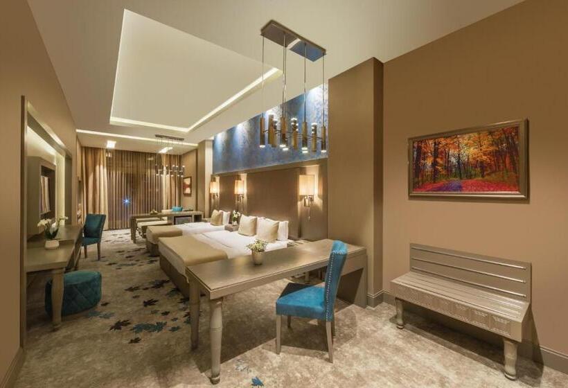 هتل Qafqaz Tufandag Mountain Resort