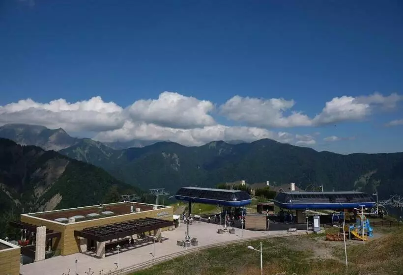 هتل Qafqaz Tufandag Mountain Resort