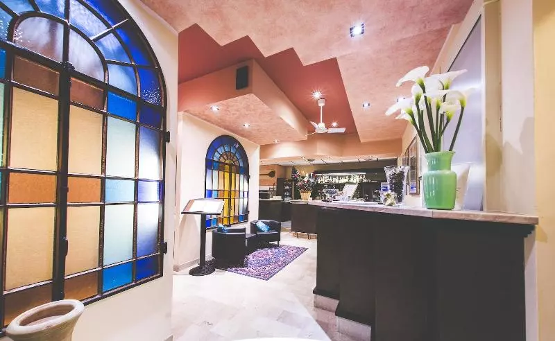 Quari Hotel Restaurant & Pizza