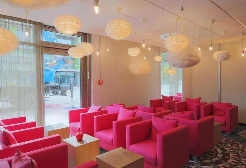 Отель Qubixx Stadtmitte