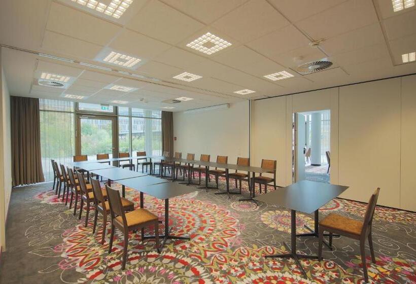 Отель Qubixx Stadtmitte