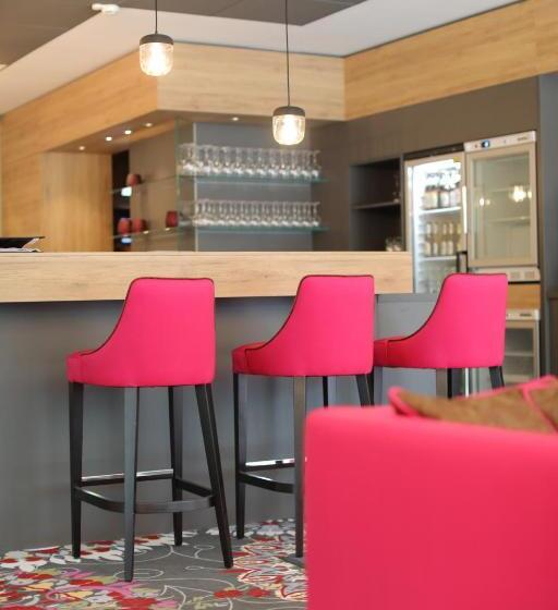 Отель Qubixx Stadtmitte