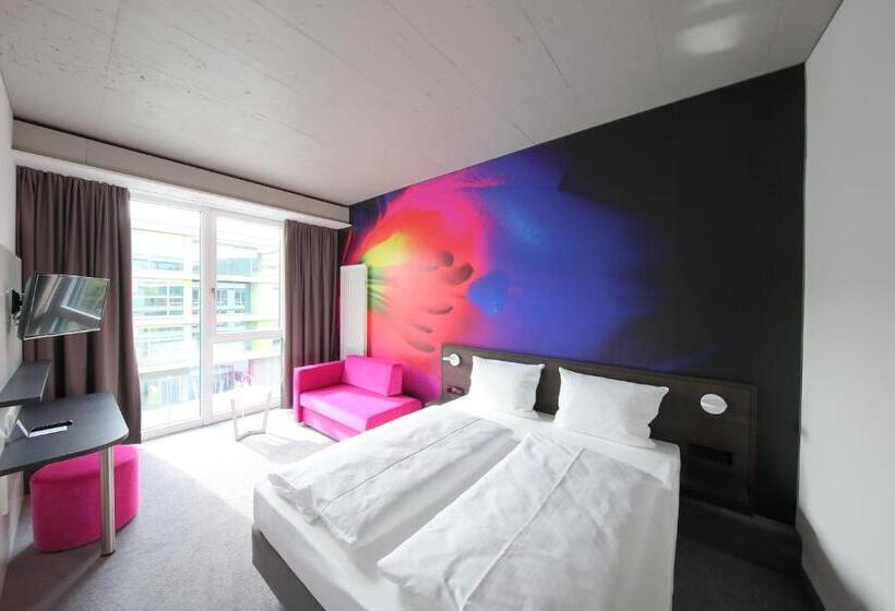 Отель Qubixx Stadtmitte