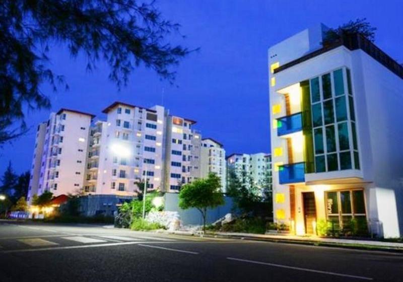 هتل Rare Deluxe Inn